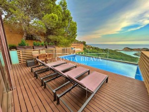 House for sale in Sa Tuna, Baix Empordà